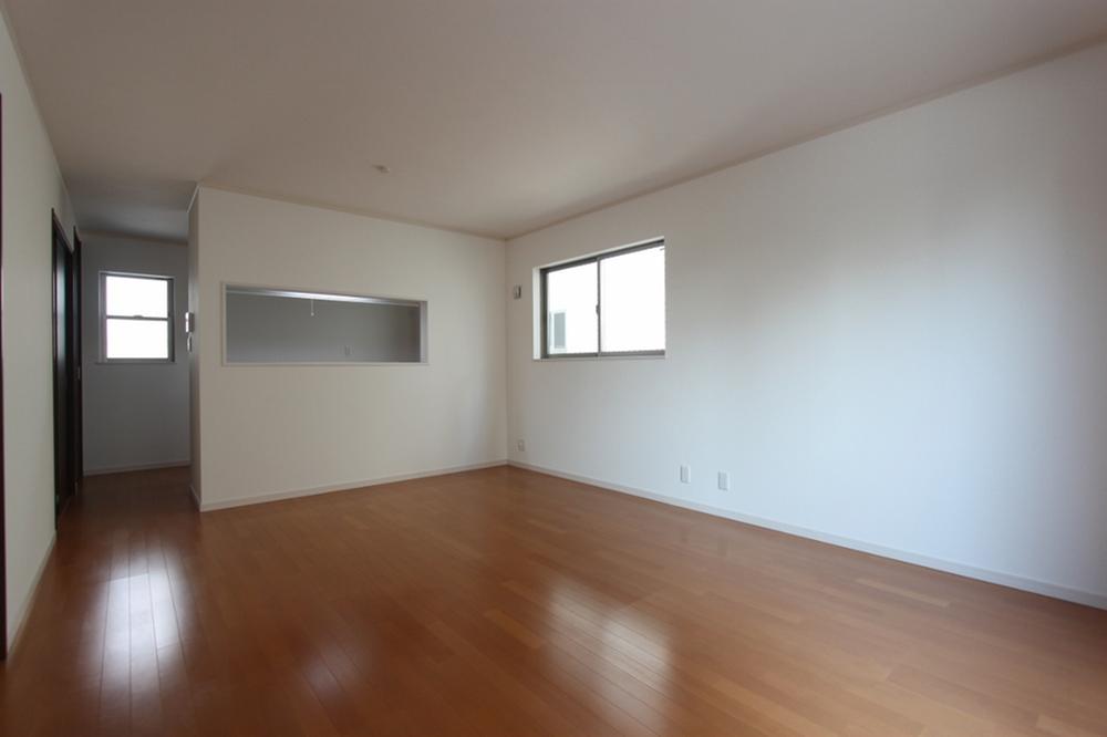 Same specifications photos (living). ◆ Living same specifications