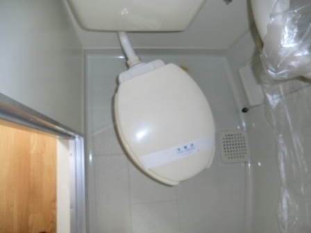 Toilet. Toilet of unit type