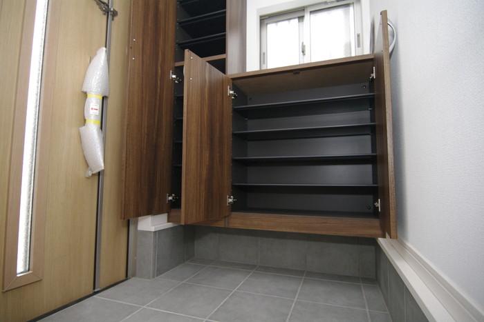 Same specifications photos (Other introspection). Entrance storage