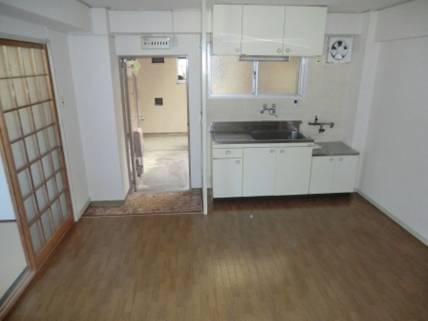 Living and room