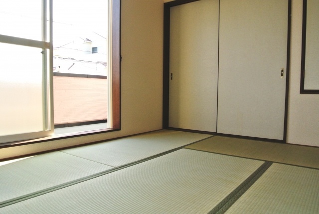 Living and room. Beautiful tatami, Pleasant aroma.