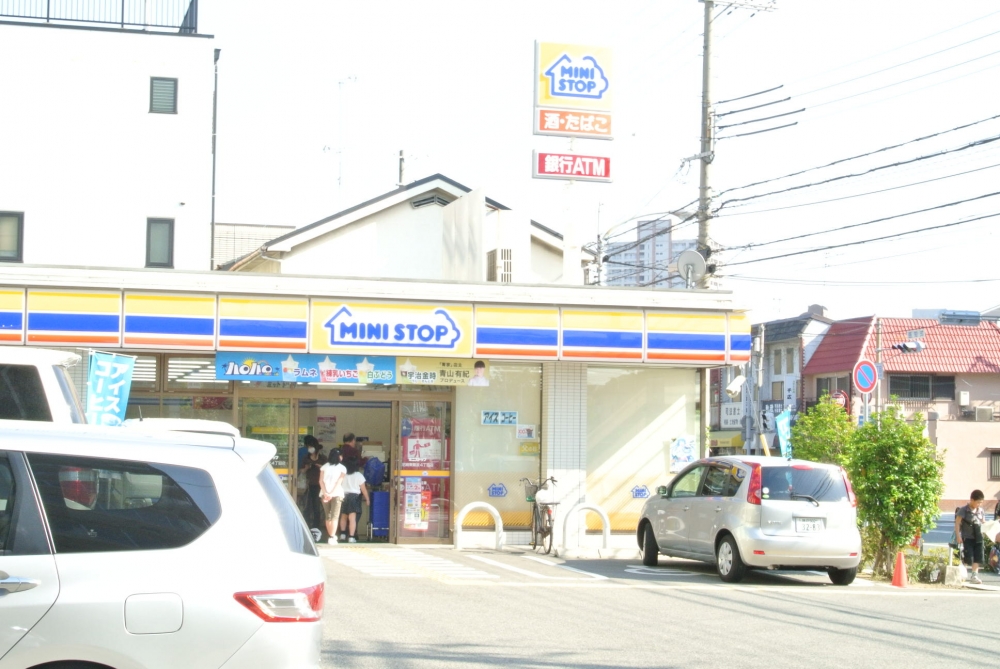 Convenience store. MINISTOP Amagasaki Higashinaniwa cho 4-chome up (convenience store) 471m