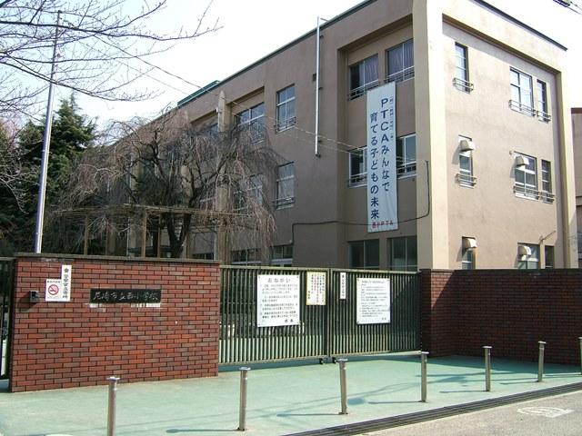 Junior high school. 823m until the Amagasaki Municipal Keimyung Junior High School