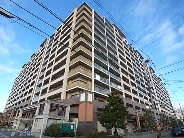 Local appearance photo.  ☆ 13 aboveground floors  ☆ And large-sized apartments of the total number of units 415 units