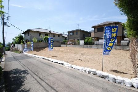Local land photo. Ashiya Yamate-cho. It is a land sale of a quiet mansion district. 