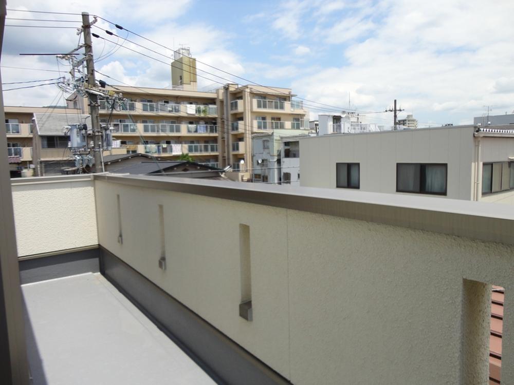 View photos from the dwelling unit. View from local (April 2013) Shooting