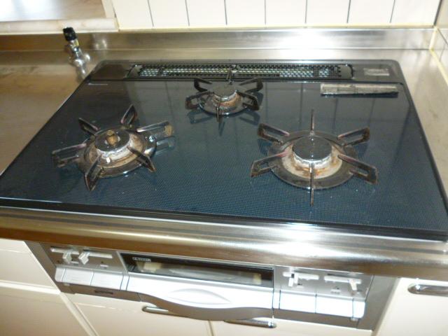 Other Equipment. 3-neck of a gas stove