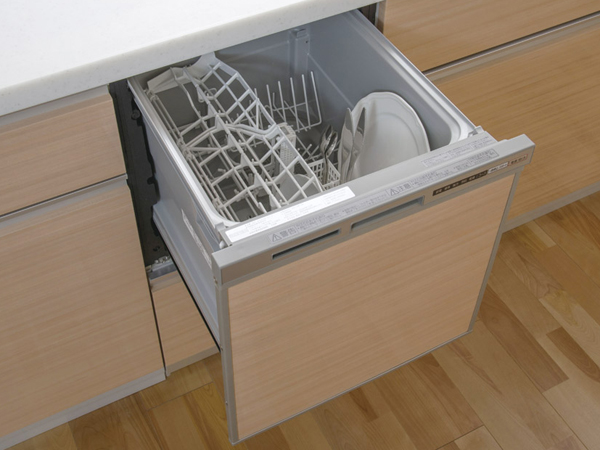 Kitchen.  [Dishwasher] You can save water compared with hand washing, Adopt a dishwasher of low noise even in firmly washed with strong water flow. Points 40 wash it at a time the dishes (about five minutes) (same specifications)