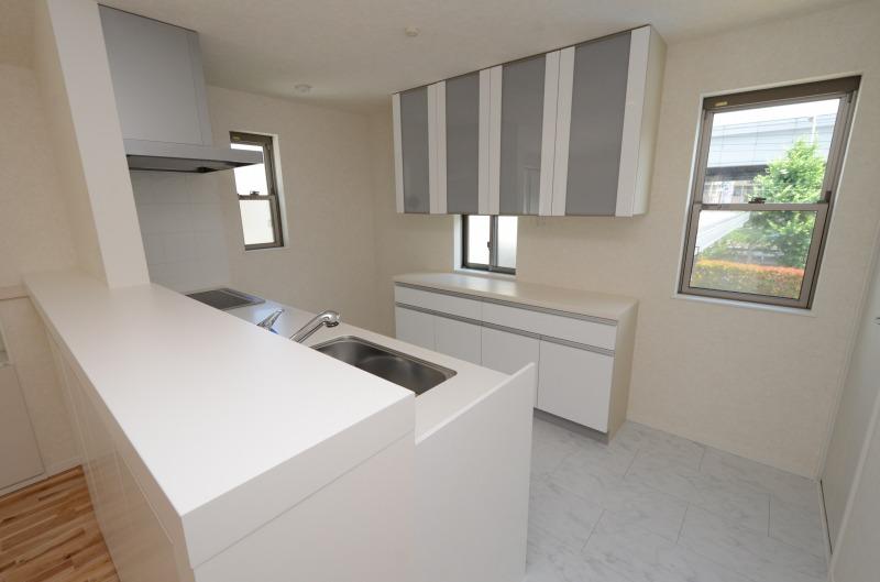 Kitchen. Indoor (June 2013) Shooting