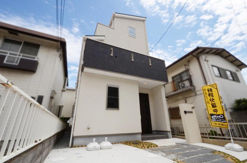 Local appearance photo. Local (2013 6) shooting