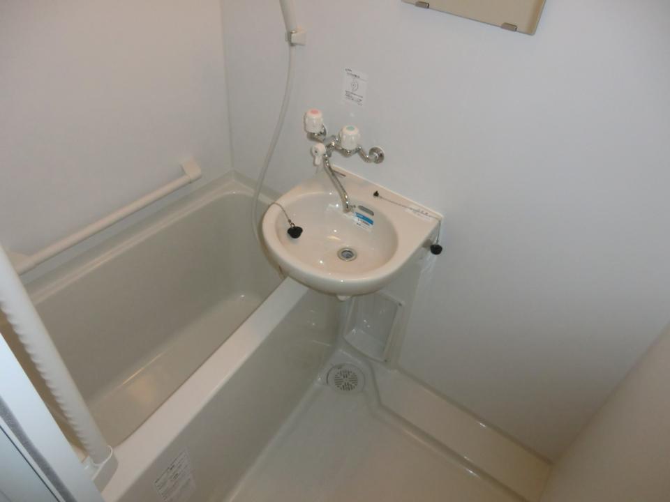Bath. With bathroom dryer ☆