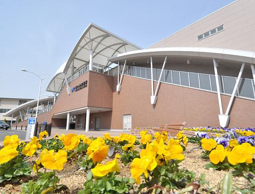 station. JR Harima Katsuhara 690m to the Train Station   New Rapid stop of "Harima kadohara station" to a 9-minute walk!  To Himeji Station 7 minutes ・ To Sannomiya Station 45 minutes of comfortable access ( ※ Transfer time is not included)