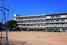 Primary school. Himeji Municipal Agaho 150m up to elementary school