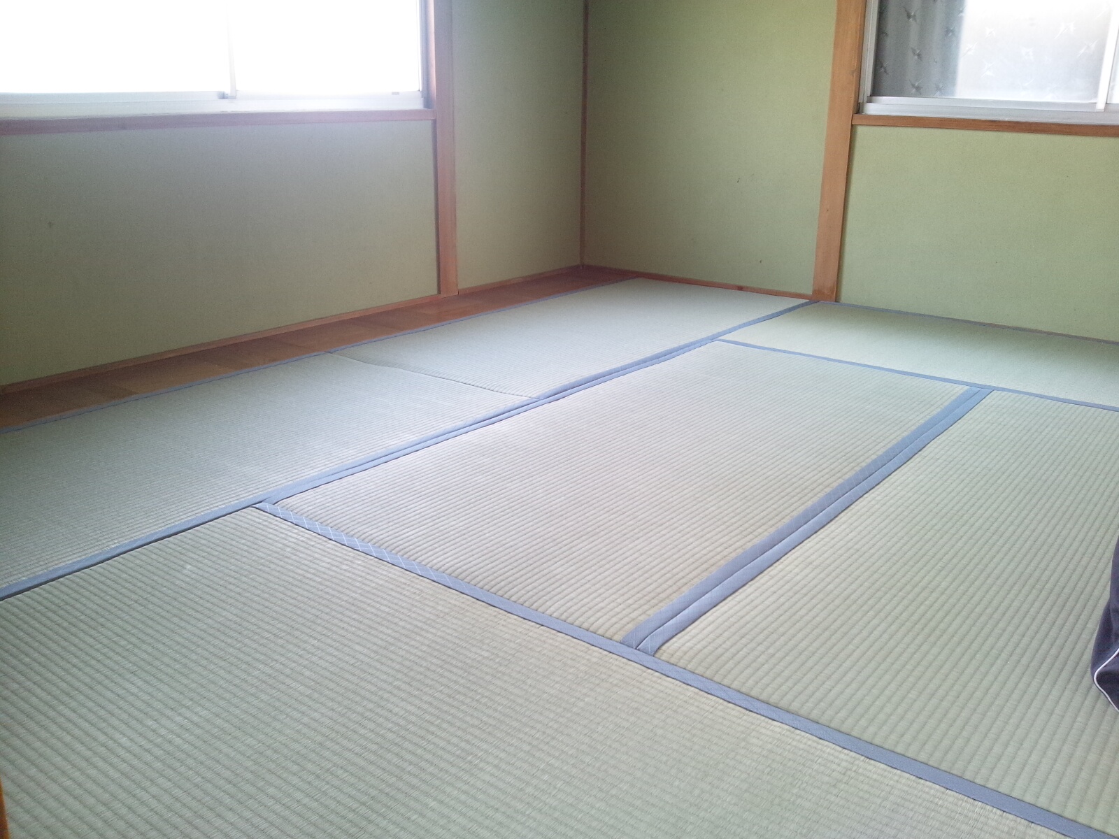 Living and room. Also we have to clean tatami