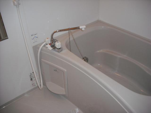 Bath.  ※ It is a photograph of the 203 in Room