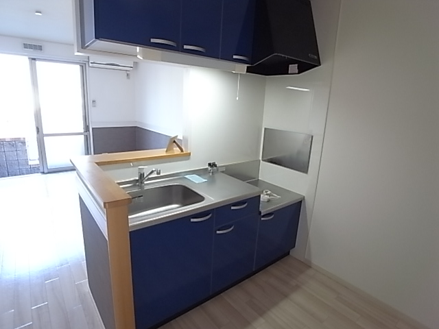 Kitchen.  ※ It is a photograph of another room of the same properties