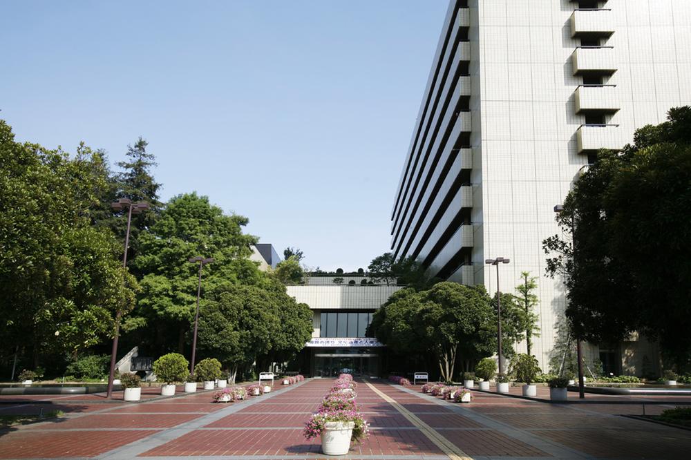 Government office. 720m to Himeji City Hall