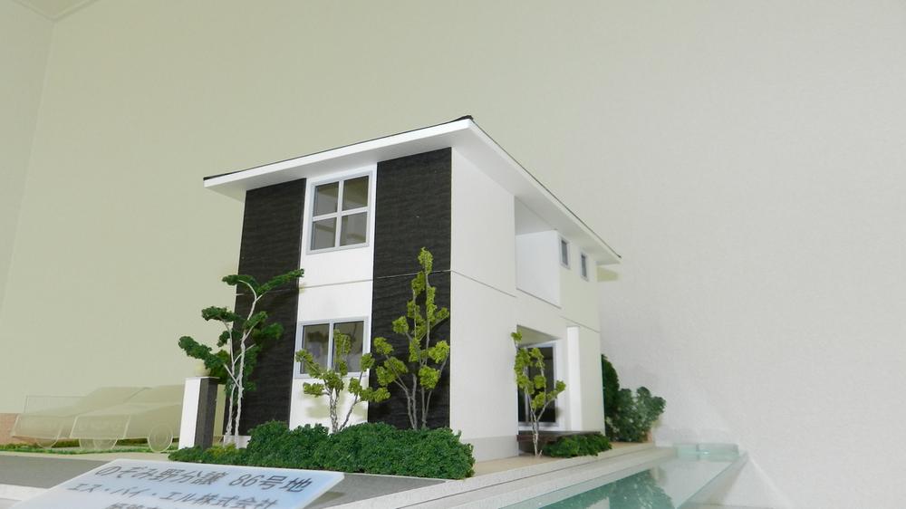 Building plan example (exterior photos). Reference model model (43-88 No. land)