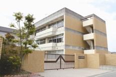 Junior high school. 720m to Otsu junior high school