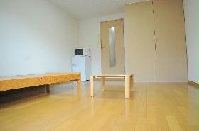 Living and room. Western-style is a simple studio of about 8 tatami