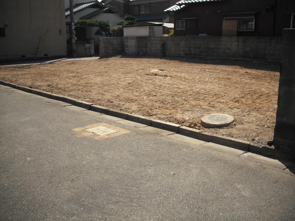 Local photos, including front road. land Himeji Shirahama-cho