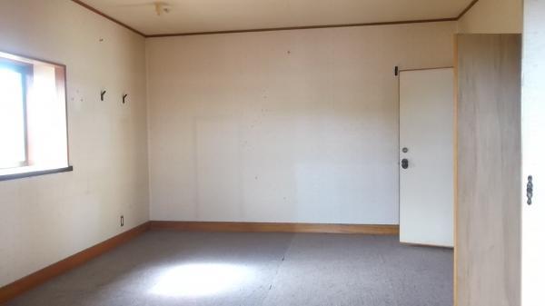 Non-living room. 2 Kaiyoshitsu 7.5 Pledge floor ・ KabeCho exchange plan (renovation before photo)