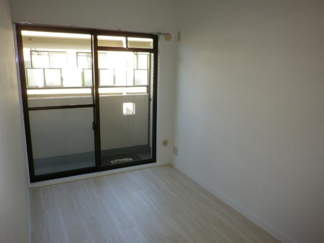 Non-living room