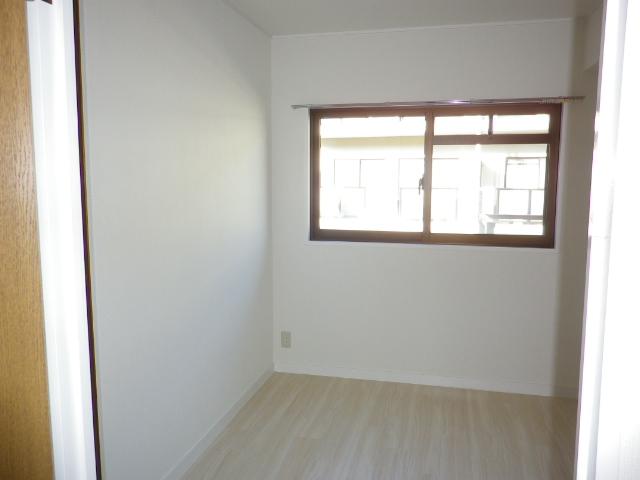 Non-living room