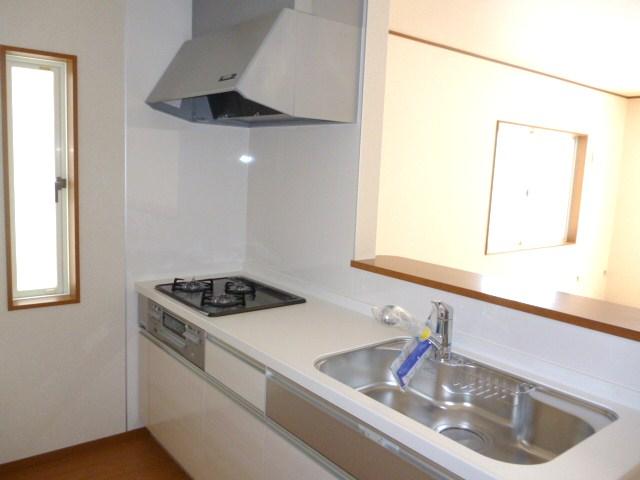 Kitchen. Same specifications Photos