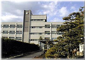 Junior high school. 857m to Itami Municipal Tennoji River junior high school (junior high school)