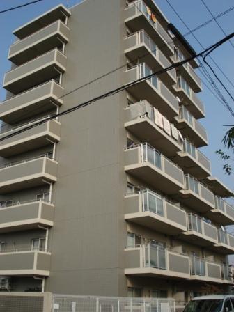 Local appearance photo. This apartment within walking station