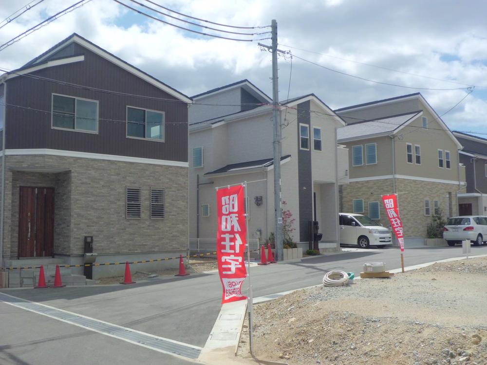 Local land photo. Local proceeding one after another building. A new life has begun. 