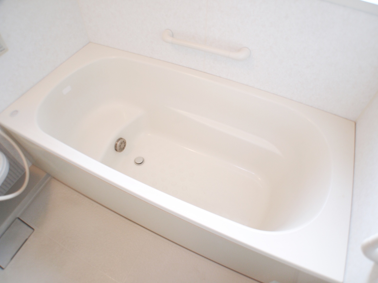Bath. It is reheating with.