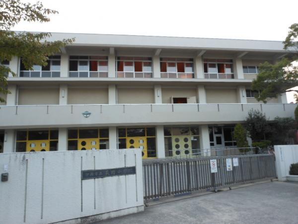 Primary school. Up to elementary school 610m Ogino elementary school