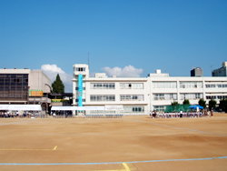 Junior high school. 675m to Itami Tatsuhigashi junior high school (junior high school)