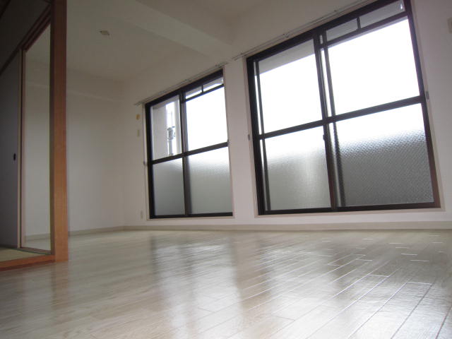Other room space