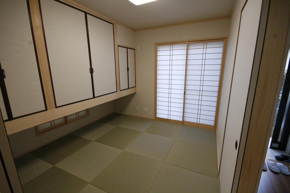 Other introspection. Depth to the Japanese-style room in the Ryukyu-style heckling tatami ・  ・  ・ 