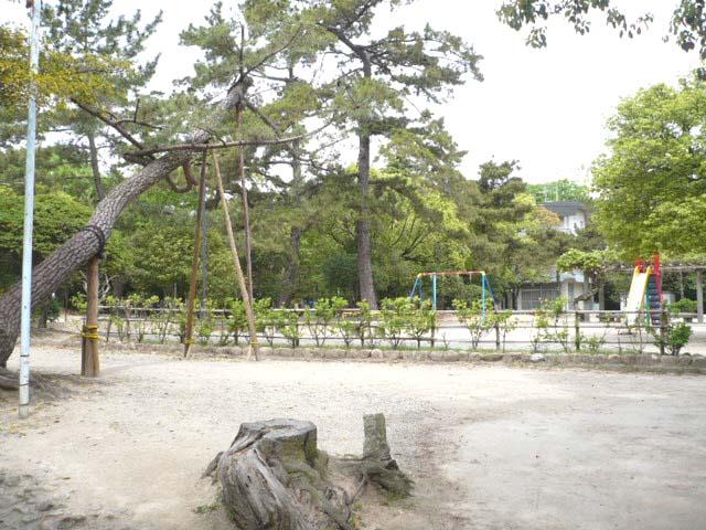 park. 331m to Midorigaoka Park