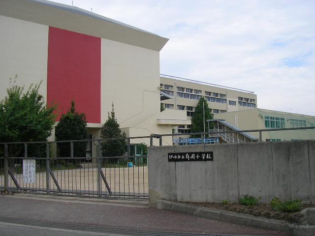 Primary school. 423m to Itami City Arioka elementary school (elementary school)