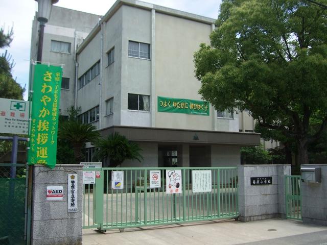 Primary school. 831m to Itami Sasahara Elementary School