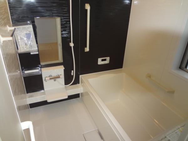 Same specifications photo (bathroom). Bathroom one tsubo type. Please heal the fatigue of the day.
