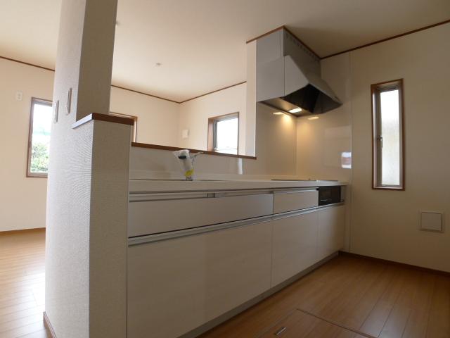 Same specifications photo (kitchen). It is face-to-face counter kitchen of open specification