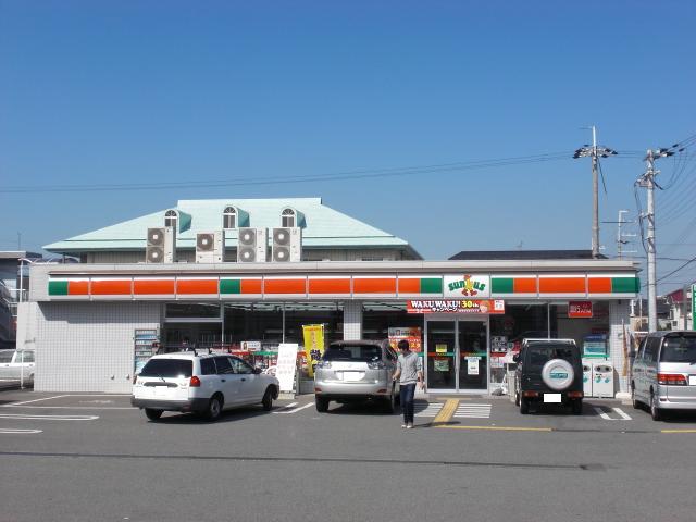 Convenience store. Thanks Kakogawa Hiraoka store up (convenience store) 399m
