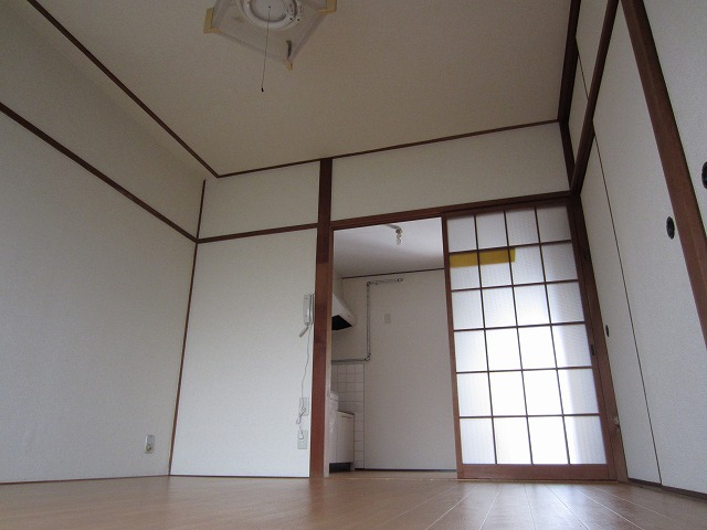 Living and room