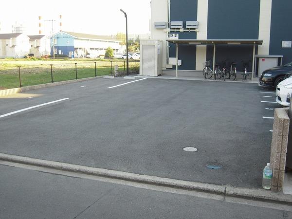 Parking lot
