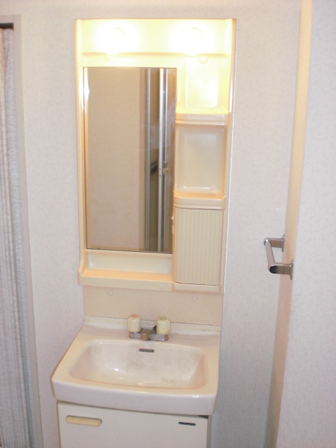 Washroom. Vanity ^^