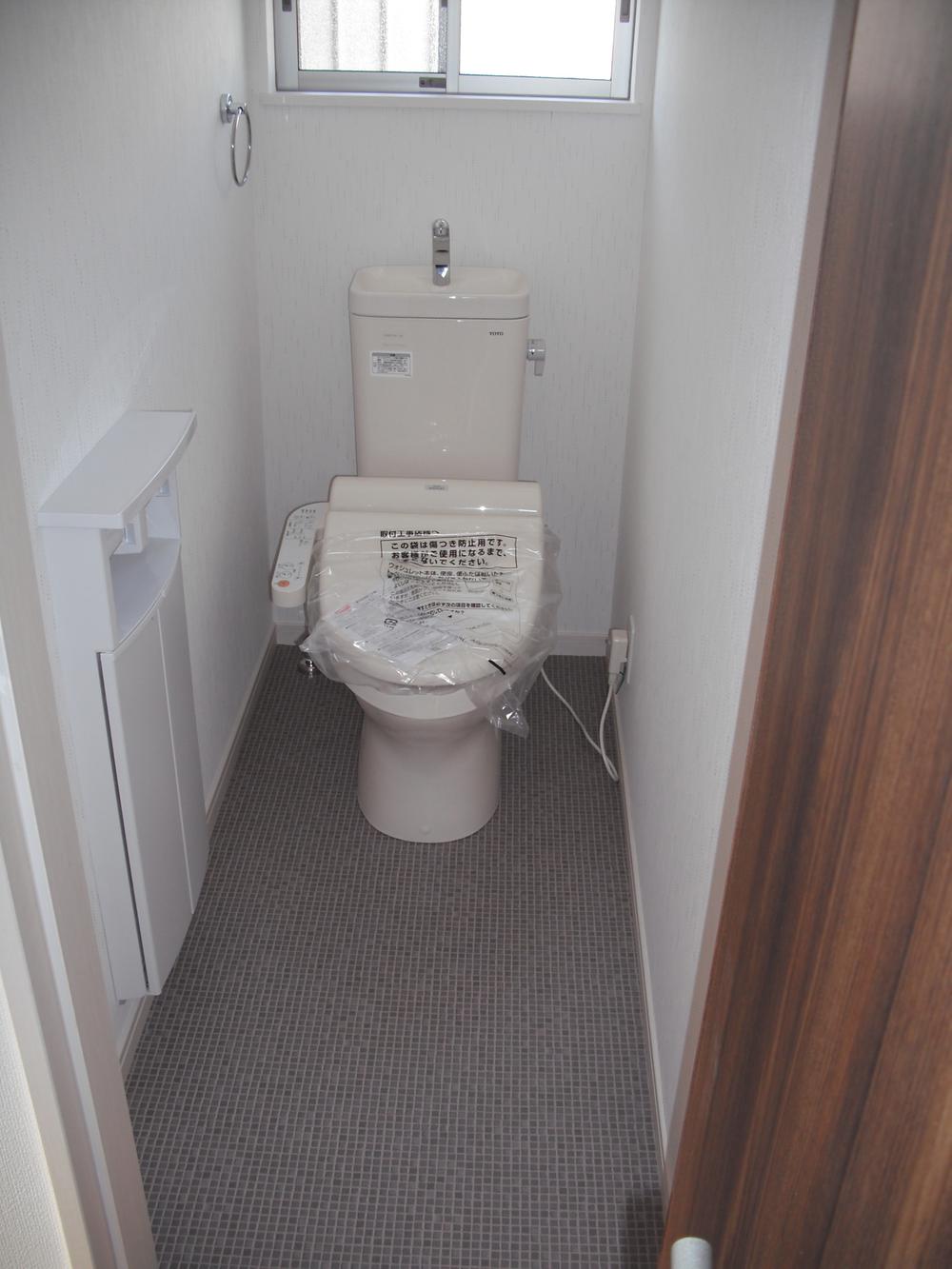 Toilet. Newly built single-family Kakogawa Noguchichonagasuna local