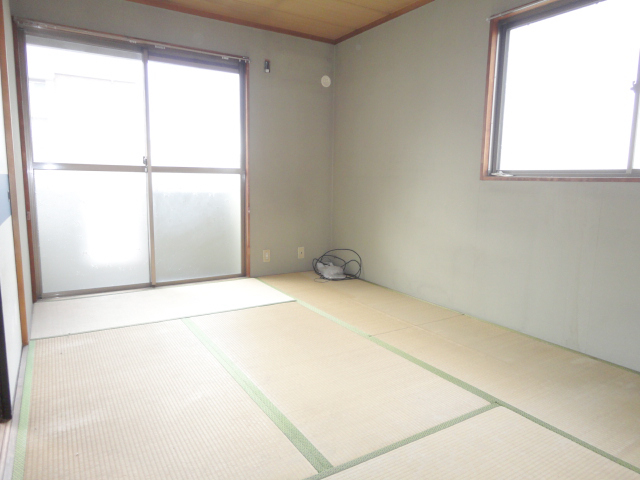 Living and room. Japanese-style room 6 Pledge of two-sided lighting ^^