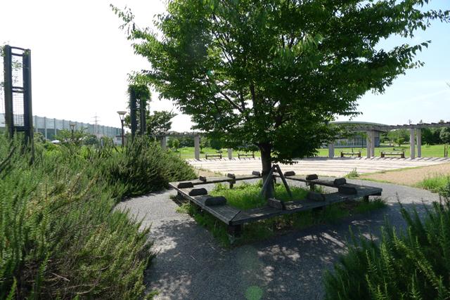 park. 252m to Onoe park