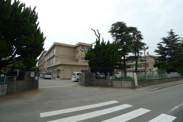 Primary school. Kakogawa City Onoe to elementary school 1356m